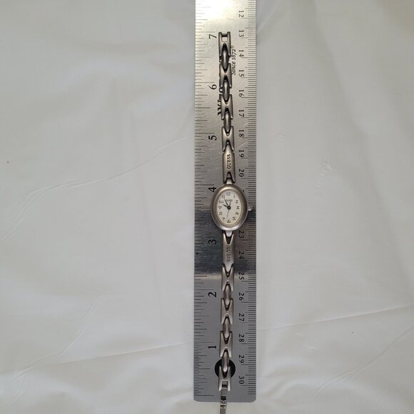 Vintage Guess Silver Ladies Watch 1996 - Picture 6 of 12